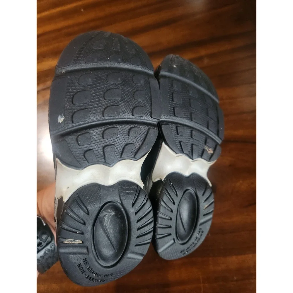Vintage Nike Air Max Fusion toddler running shoe Size 8C. Black. Y2K Retro